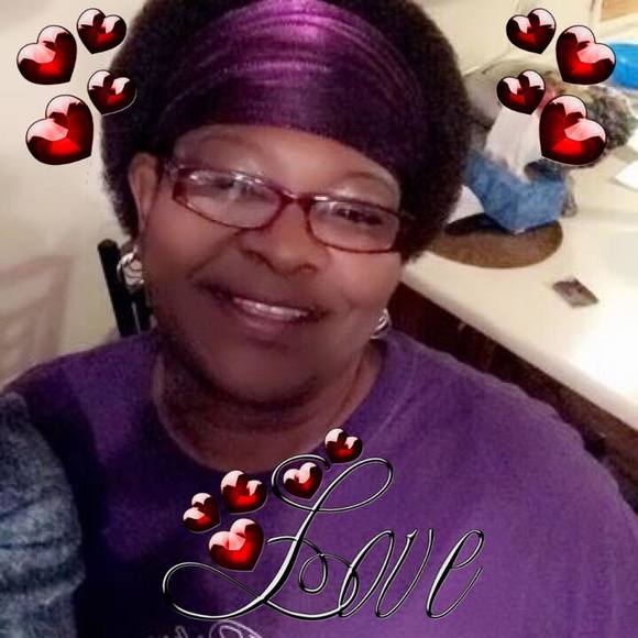 Meet your Posher, Lessia - Picture 1 of 1